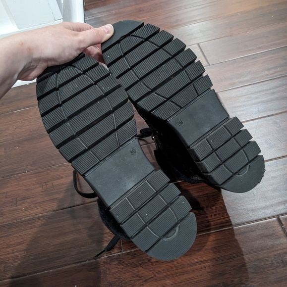 Oscar Sport black leather lace up winter boots - Picture 5 of 9